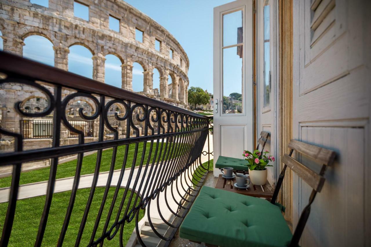 Amphitheatre Premium Apartment With Seaview Pula Exteriör bild